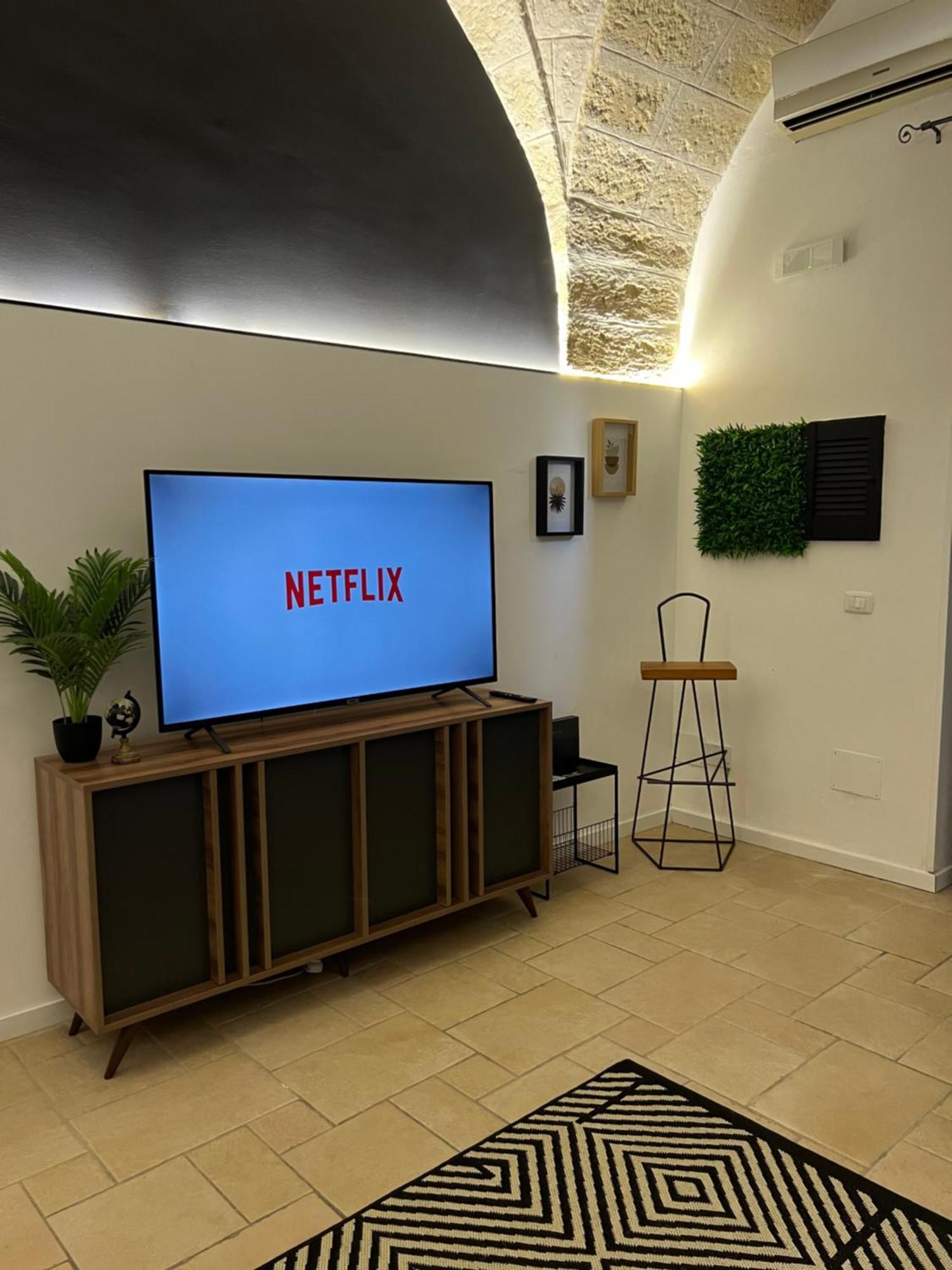 Apartamento Tussia Bríndisi Exterior foto